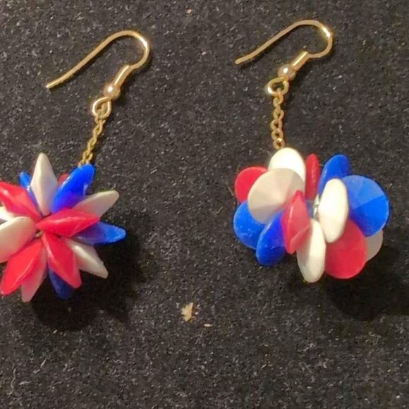 Vintage Faceted Red, White and Blue Beaded Dangle Earrings for Pierced Ears - Picture 2 of 6